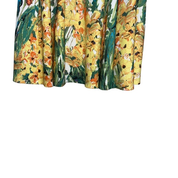 Floral Sleeveless Dress in White and Yellow - Picture 8 of 15